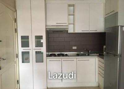 2 Bedroom Grand Park View Condominium, Bangkok