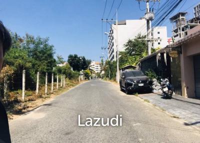 Land 200 Sqm. Pratumnuk Soi 6