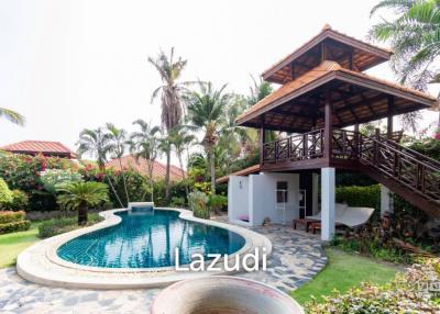 WHITE LOTUS 2 : Beautiful 3 bed pool Villa