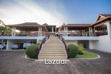 Luxurious 11 Bed Mansion with 7 Rai land