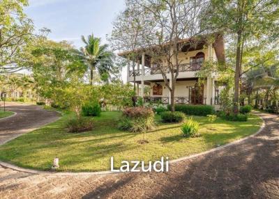 Luxurious 11 Bed Mansion with 7 Rai land