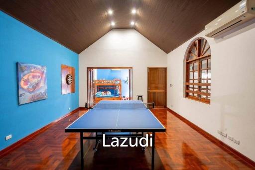 Luxurious 11 Bed Mansion with 7 Rai land