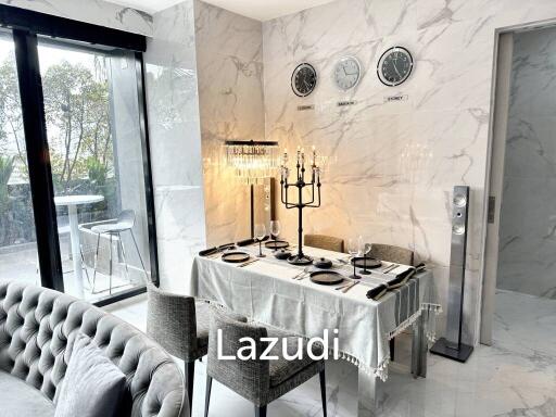 2 Bedrooms 2 Bathrooms 158 SQ.M at M Silom