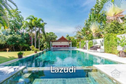 WHITE LOTUS 2 : Beautiful Design 5 Bed Balinese Residence close to Town and Beaches