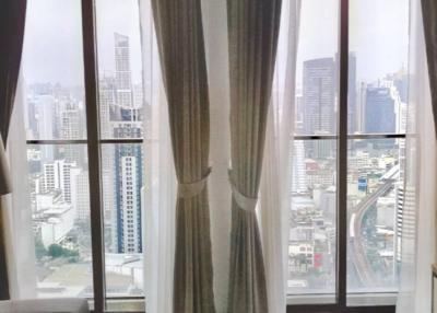 1 Bed 1 Bath at Noble Ploenchit Condo