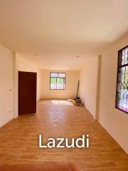 2 Bedrooms 3 Bahtrooms 111 Sqm. House in Sriracha