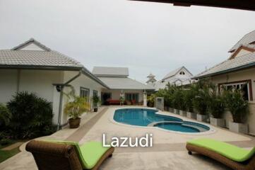 EMERALD RESORT : Luxurious 3 bedroom Villa on a double land plot