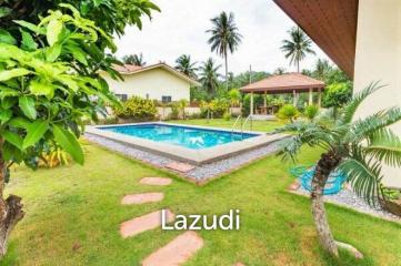 Great Quality 4 Bed Pool Villa near Dolphin Bay Beach