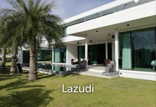 LA LUA : Modern 4 Bed 2 Storey Villa within Resort Complex