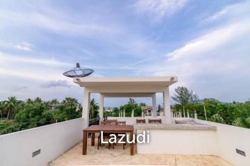 DOLPHIN BAY VILLAS : Sea View 2 Storey Pool Villa very Near the Beach