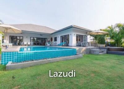 SUNSET VIEWS: Large 3 Bed Pool Villa