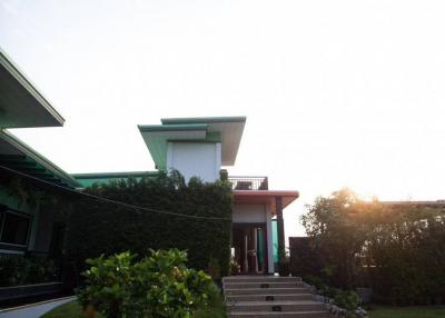 House with Gloves factory for sale in Mea sai Chaing Rai