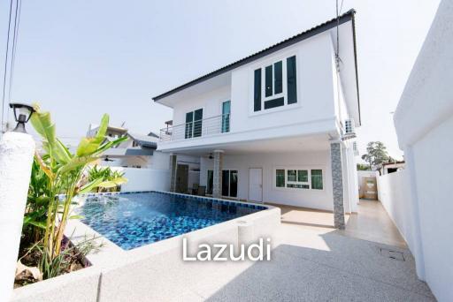 5 bedrooms 6 bathrooms 240 Sqm. Suksabai Villa