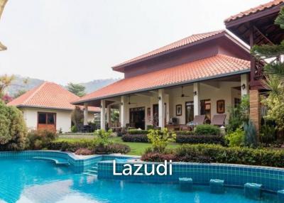 WHITE LOTUS 2 : Bali Style Pool Villa On Spacious Plot