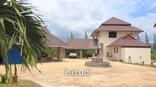 Great Design 2 storey pol villa with 2 guest villas