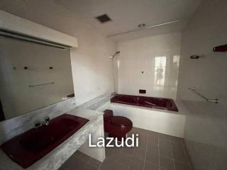 5 Bedrooms 5 Bathrooms, 608 sqm, Saranchol Condominium