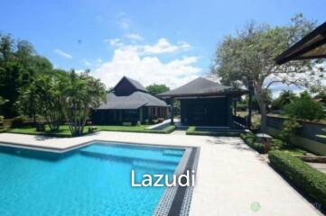 Absolute Beachfront Pool Villa