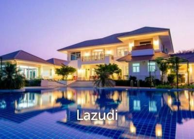 Near City Center Luxury Home