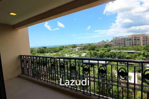 4 Bed 167 SQM Luxury Beachfront Condo in Town