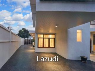 3 Bed 2 Bath 270 SQ.M House For Sale Ladprao 18