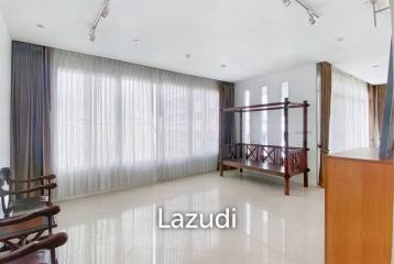 4 Bed 4 Bath 350 SQ.M The Verandah Sukhumvit