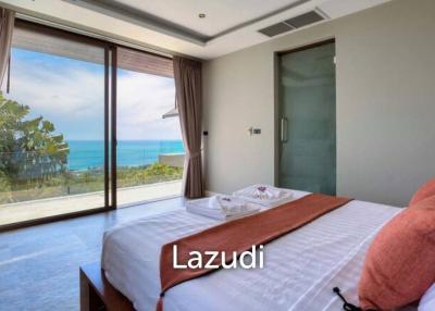 Luxury 3-Bed Villa with a Panoramic View