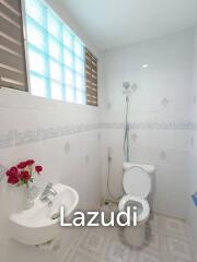 3 Bedrooms 2 Bahtrooms 168 Sqm. Soi Kow Talow.