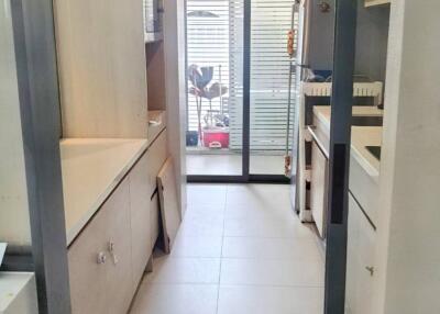 2 Bed 2 Bath 80 SQ.M The Room Sukhumvit 40