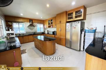 Luxury 2-storey house for sale in Nang Lae