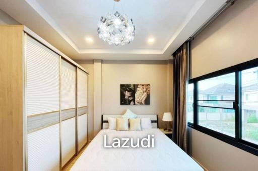 Townhouse for Sale at The Lake Village, Huay Yai