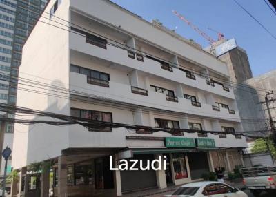 Street Level Commercial Space for Lease at Ground Floor of Hotel with Street Access on Busy Sukhumvit Soi. 22