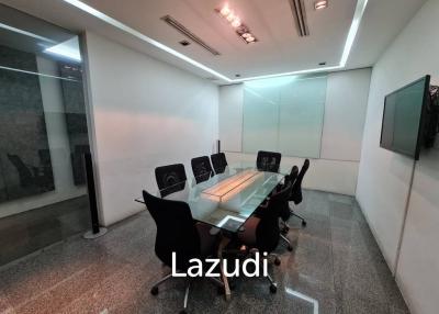 Fully Furnished office (upon request) in Huai Kwang