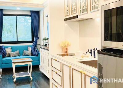 สำหรับ ขาย คอนโด สตูดิโอ ที่ Ocean Horizon Beachfront condo