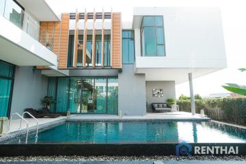 Luxury  house in a modern style on a hillside of Pattaya