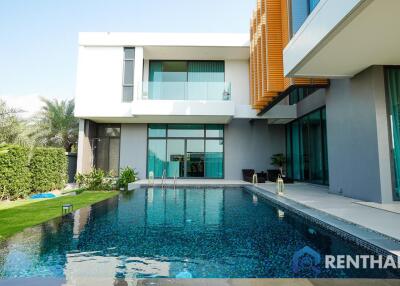 Luxury  house in a modern style on a hillside of Pattaya