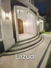 5 Bed 6 Bath 703 SQ.M The Palazzo Pinklao