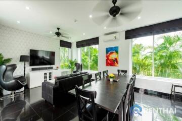 For sale house 4 bedrooms at Na Jomtien