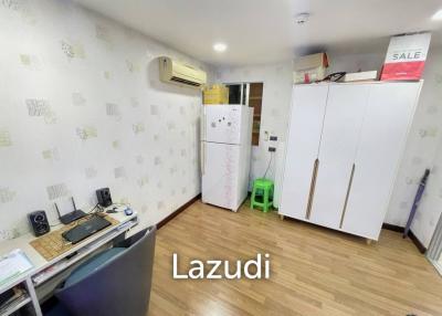 2 Bed 2 Bath 75 SQ.M The Clover Thonglor