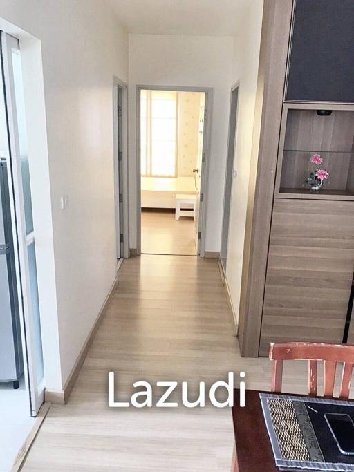 2 bed 2 bath 65 SQ.M life @ sathorn 10