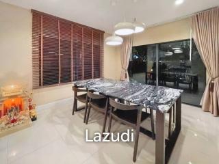 3 Bed 3 Bath 424 SQ.M Burasiri Wongwaen Onnut