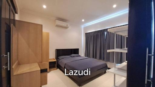 Townhouse for Sale at Kasetsin Soi 1