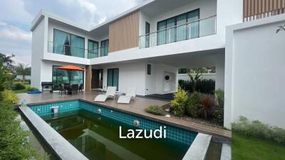 Luxury Pool Villa for Sale at Palm Lakeside