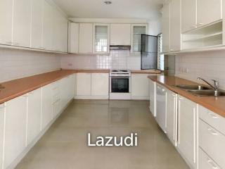 2 bed 3 bath 245 SQ.M Baan Yen Akard