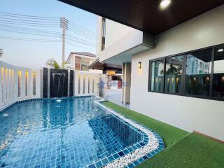 4 Bedrooms House in The Delight Cozy East Pattaya H010658