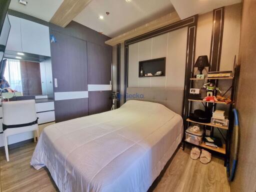 2 Bedrooms Condo in Baan Plai Haad Pattaya Wongamat C010266