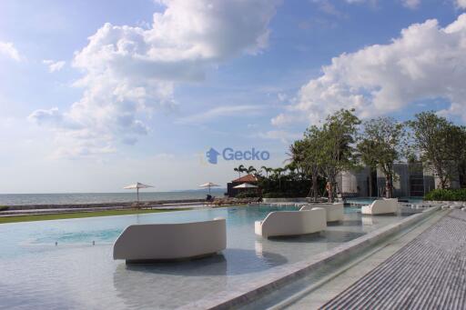 2 Bedrooms Condo in Veranda Residence Pattaya Na Jomtien C008945