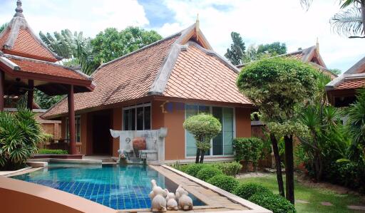 3 Bedrooms House in Grand Regent Pattaya East Pattaya H004748