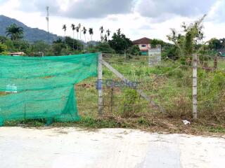 Land available in Bang Saray L010238