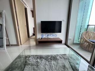 1 Bedroom Condo in The Riviera Wong Amat Beach Wongamat C010226