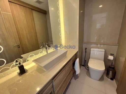 1 Bedroom Condo in The Riviera Wong Amat Beach Wongamat C010226